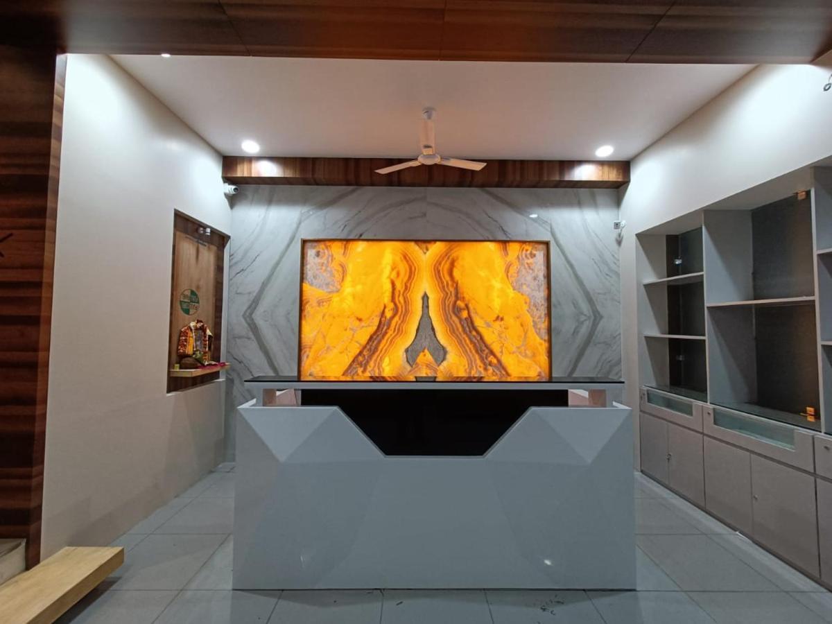 Hotel Shri Anand Dham, Nathdwara - 125 Meters Away From The Temple Exterior foto